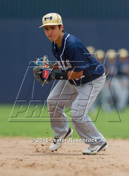 Thumbnail 3 in Brazosport vs. Hidalgo (4A Regional Semifinals) photogallery.