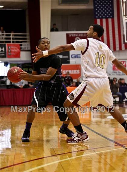 Thumbnail 2 in Miller Grove vs. St. Anthony (Spalding Hoophall Classic) photogallery.
