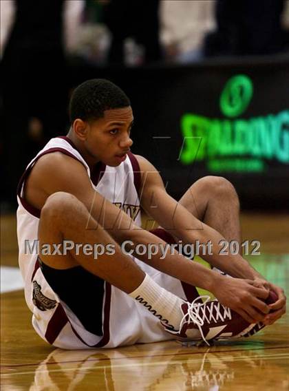 Thumbnail 1 in Miller Grove vs. St. Anthony (Spalding Hoophall Classic) photogallery.