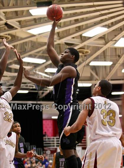 Thumbnail 2 in Miller Grove vs. St. Anthony (Spalding Hoophall Classic) photogallery.
