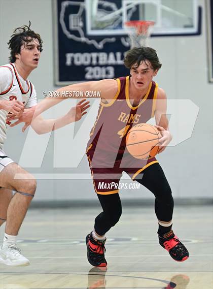 Thumbnail 3 in Pacifica Christian/Orange County vs. Central Catholic (MLK Dream Classic) photogallery.