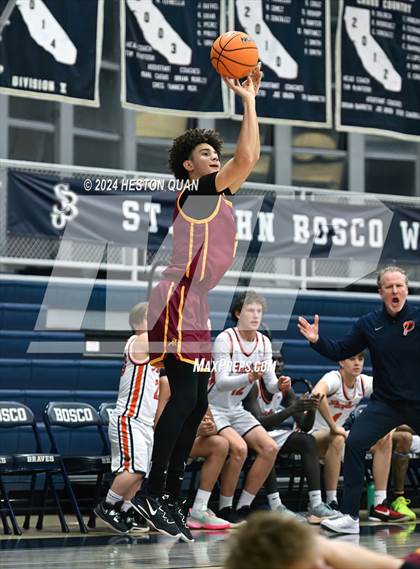 Thumbnail 3 in Pacifica Christian/Orange County vs. Central Catholic (MLK Dream Classic) photogallery.