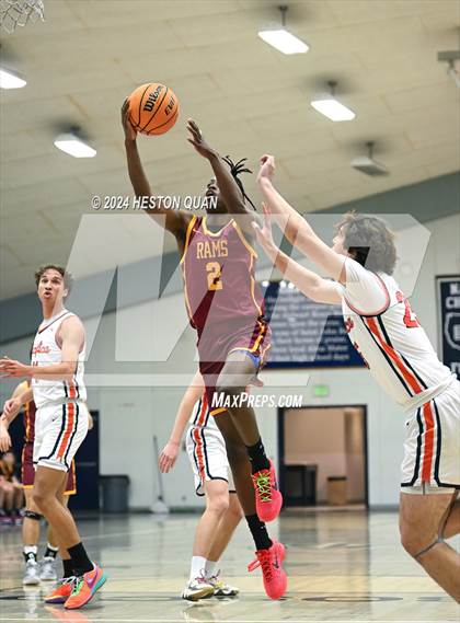 Thumbnail 3 in Pacifica Christian/Orange County vs. Central Catholic (MLK Dream Classic) photogallery.