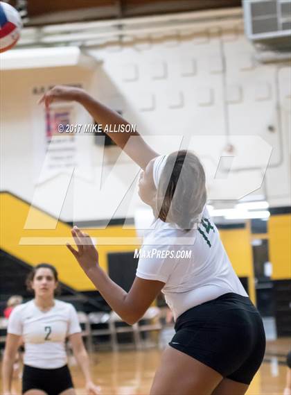 Thumbnail 3 in Notre Dame vs Upperman photogallery.