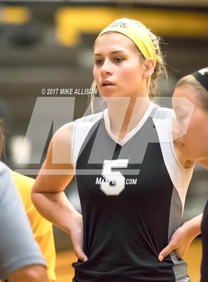 Thumbnail 3 in Notre Dame vs Upperman photogallery.