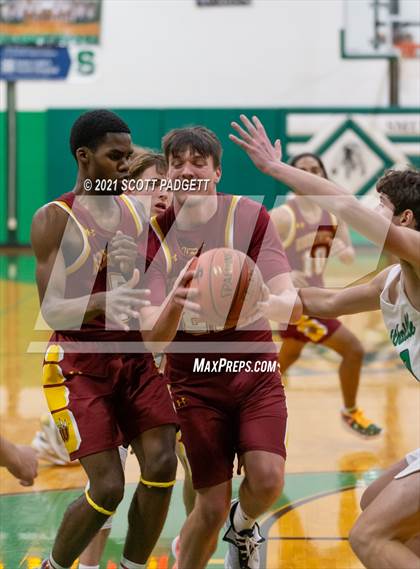 Thumbnail 3 in Winnetonka @ Smithville photogallery.