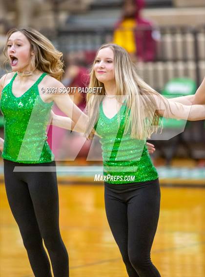 Thumbnail 1 in Winnetonka @ Smithville photogallery.