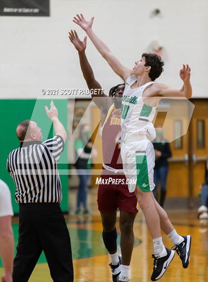 Thumbnail 1 in Winnetonka @ Smithville photogallery.