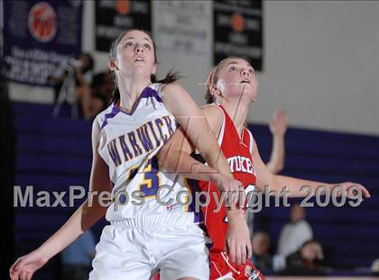 Thumbnail 2 in Tuxedo vs. Warwick (Warwick Holiday Classic) photogallery.