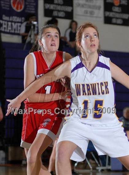 Thumbnail 1 in Tuxedo vs. Warwick (Warwick Holiday Classic) photogallery.
