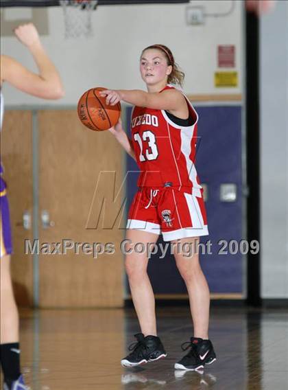 Thumbnail 1 in Tuxedo vs. Warwick (Warwick Holiday Classic) photogallery.