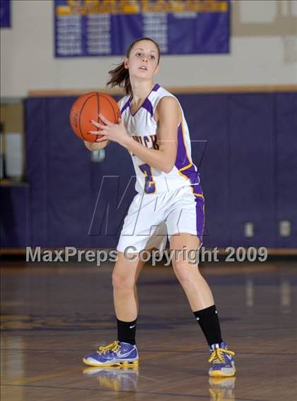 Thumbnail 3 in Tuxedo vs. Warwick (Warwick Holiday Classic) photogallery.