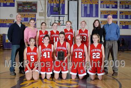 Thumbnail 2 in Tuxedo vs. Warwick (Warwick Holiday Classic) photogallery.