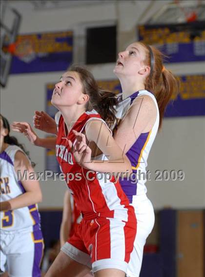 Thumbnail 2 in Tuxedo vs. Warwick (Warwick Holiday Classic) photogallery.