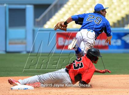 Thumbnail 2 in El Camino Real vs. Cleveland (D1 Final) photogallery.