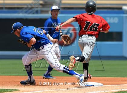 Thumbnail 2 in El Camino Real vs. Cleveland (D1 Final) photogallery.