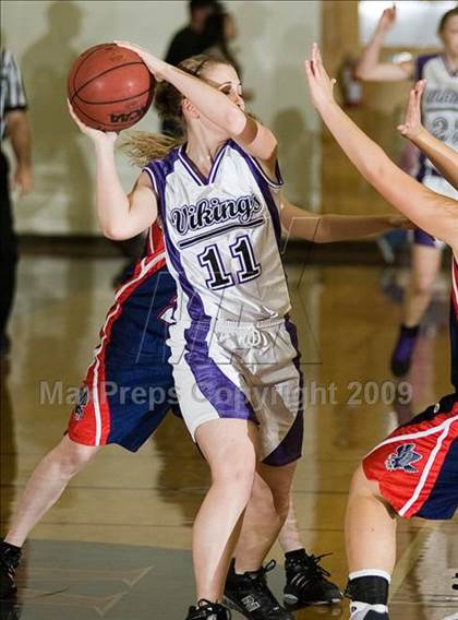 Thumbnail 3 in Vacaville Christian vs. Johansen photogallery.