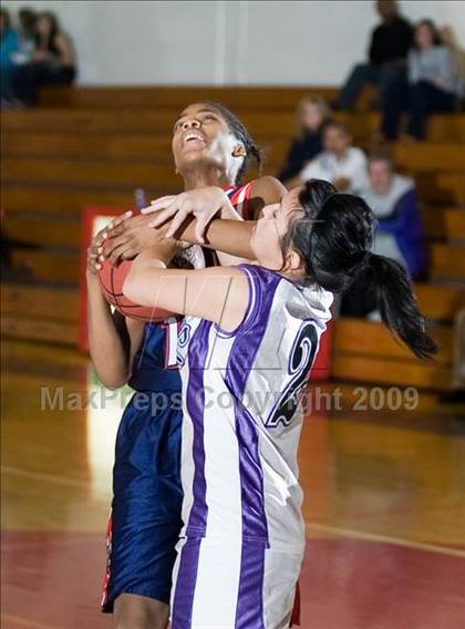 Thumbnail 3 in Vacaville Christian vs. Johansen photogallery.