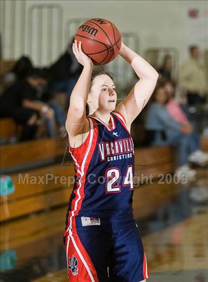 Thumbnail 1 in Vacaville Christian vs. Johansen photogallery.