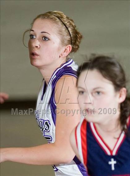Thumbnail 3 in Vacaville Christian vs. Johansen photogallery.