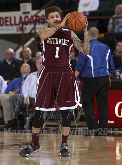 Thumbnail 1 in Batavia vs. Watervliet (NYSPHSAA Class B Semifinal) photogallery.