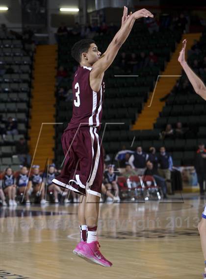Thumbnail 3 in Batavia vs. Watervliet (NYSPHSAA Class B Semifinal) photogallery.