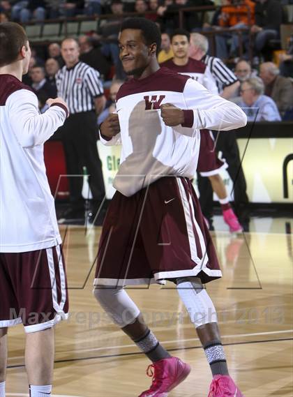 Thumbnail 2 in Batavia vs. Watervliet (NYSPHSAA Class B Semifinal) photogallery.
