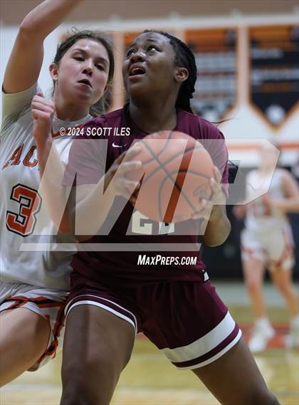 Thumbnail 1 in Harvest Prep @ Amanda-Clearcreek (OHSAA D3 Sectional Final) photogallery.
