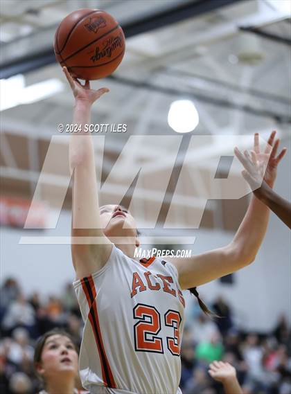 Thumbnail 1 in Harvest Prep @ Amanda-Clearcreek (OHSAA D3 Sectional Final) photogallery.