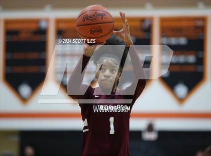 Thumbnail 2 in Harvest Prep @ Amanda-Clearcreek (OHSAA D3 Sectional Final) photogallery.