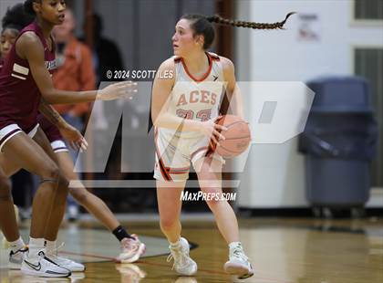 Thumbnail 2 in Harvest Prep @ Amanda-Clearcreek (OHSAA D3 Sectional Final) photogallery.
