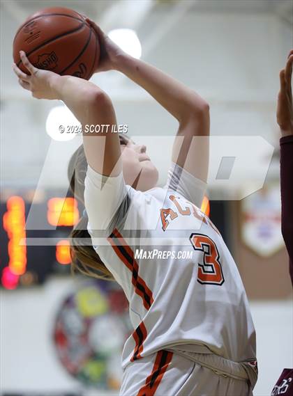 Thumbnail 1 in Harvest Prep @ Amanda-Clearcreek (OHSAA D3 Sectional Final) photogallery.
