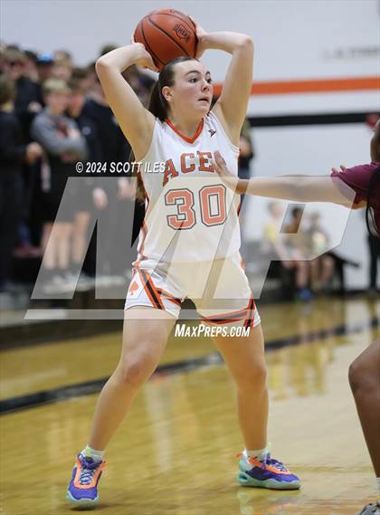 Thumbnail 2 in Harvest Prep @ Amanda-Clearcreek (OHSAA D3 Sectional Final) photogallery.