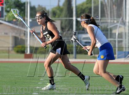 Thumbnail 2 in El Dorado vs. Valencia photogallery.