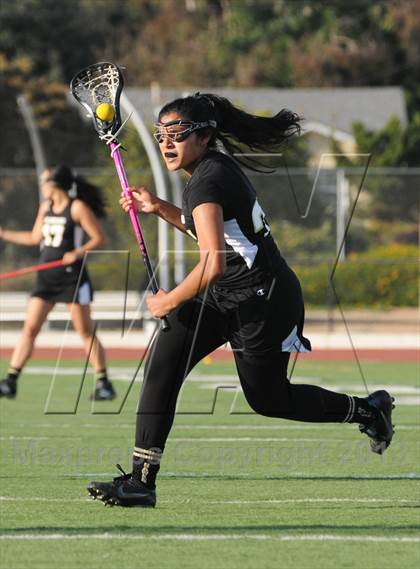 Thumbnail 3 in El Dorado vs. Valencia photogallery.