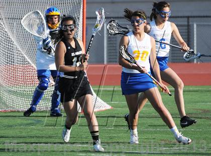Thumbnail 2 in El Dorado vs. Valencia photogallery.