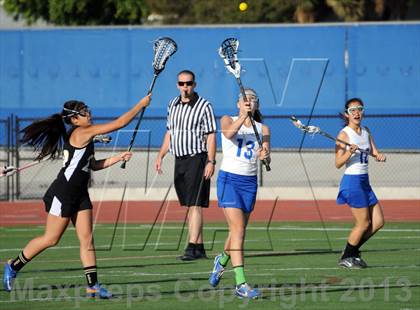 Thumbnail 3 in El Dorado vs. Valencia photogallery.