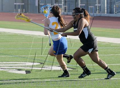 Thumbnail 3 in El Dorado vs. Valencia photogallery.