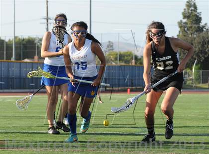 Thumbnail 3 in El Dorado vs. Valencia photogallery.