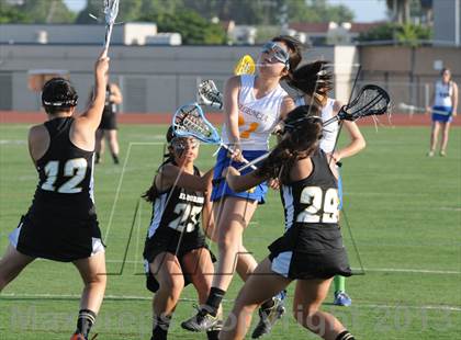 Thumbnail 2 in El Dorado vs. Valencia photogallery.