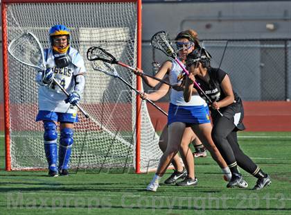 Thumbnail 3 in El Dorado vs. Valencia photogallery.