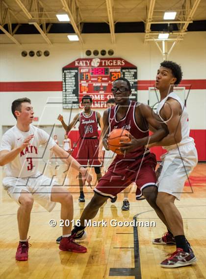Thumbnail 2 in Katy Tigers vs Tompkins photogallery.