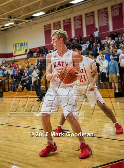 Thumbnail 2 in Katy Tigers vs Tompkins photogallery.