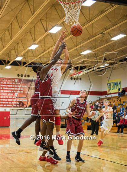 Thumbnail 2 in Katy Tigers vs Tompkins photogallery.