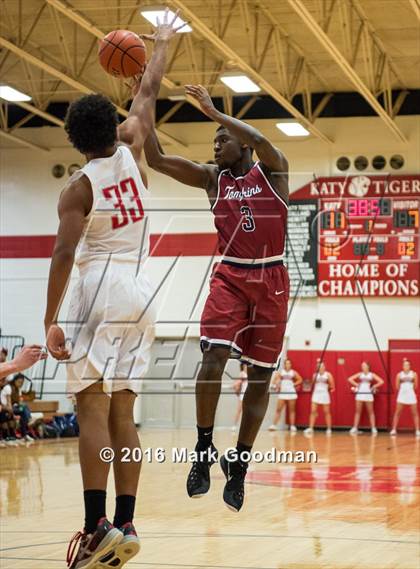 Thumbnail 2 in Katy Tigers vs Tompkins photogallery.