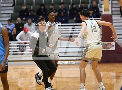 Thumbnail 1 in Archbishop Shaw vs Northshore (Allstate Sugar Bowl National Prep Classic) photogallery.