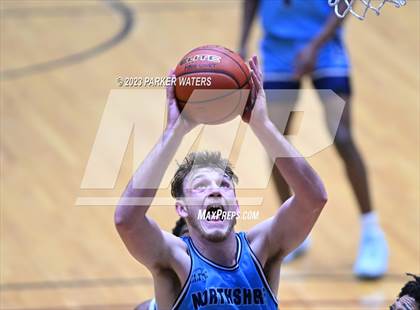 Thumbnail 1 in Archbishop Shaw vs Northshore (Allstate Sugar Bowl National Prep Classic) photogallery.