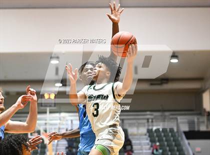 Thumbnail 3 in Archbishop Shaw vs Northshore (Allstate Sugar Bowl National Prep Classic) photogallery.