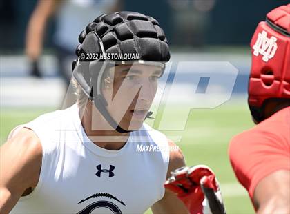 Thumbnail 3 in Mater Dei vs. Carlsbad (Brave 8 Invitational) photogallery.