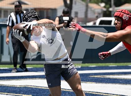 Thumbnail 3 in Mater Dei vs. Carlsbad (Brave 8 Invitational) photogallery.